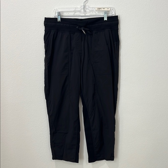 Women’s Lululemon Studio Dance Pants Black Sz 12 - Picture 1 of 9